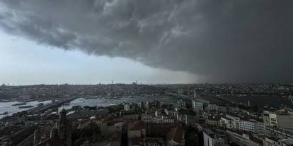 İstanbul için kuvvetli yağış ve fırtına uyarısı