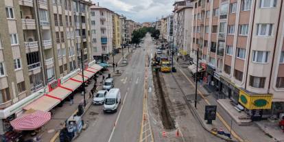 Sivas’ta Mevlana Caddesi’nde yenileme çalışmaları başladı