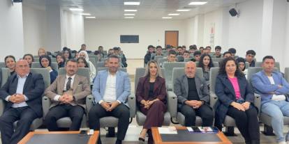 Sivas'ta öğrencilere oryantasyon eğitimi