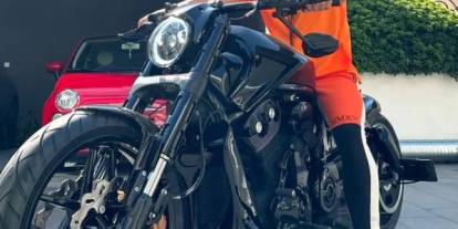 Mesut Özil En Sevdiği Motosikletini Satışa Çıkardı! Fiyatı 2 Milyon 750 Bin TL!