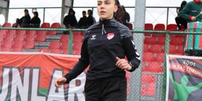 Sivas Hakemliğinde Tarihi Başarı!