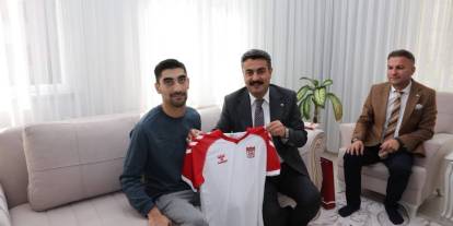 Sivasspor sevgisi engel tanımadı