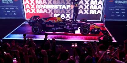 Formula 1 Singapur Grand Prix’sinde Zafer Max Verstappen’in!