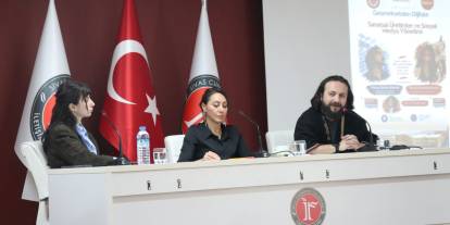 SCÜ’de sanatın dijital yolculuğu konuşuldu