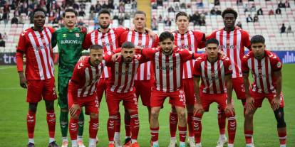 Sivasspor evinde 1 puana razı oldu
