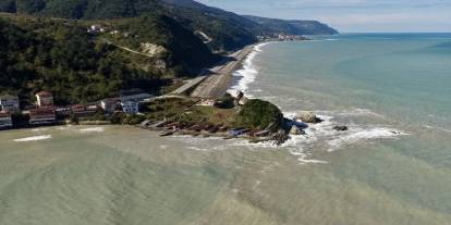 Sağanak sonrası Karadeniz'de renk değişimi