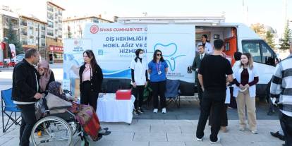 Sivas’ta Hasta Hakları Günü’nde diş taraması yapıldı