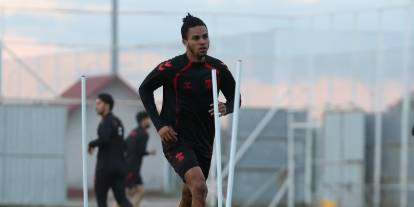Sivasspor’da çifte kırmızı kart şoku
