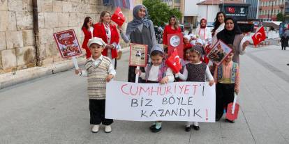 Sivas’ta miniklerin Cumhuriyet Bayramı coşkusu