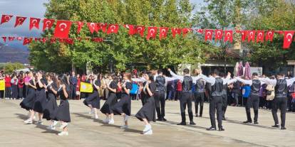 Divriği'de Cumhuriyet Bayramı kutlandı
