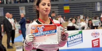 Sivaslı Elif Su Gülbil’den Bulgaristan’da gümüş madalya!