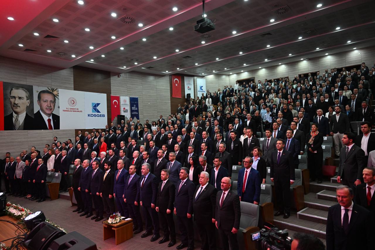 bakan-kacir-sanayicimizi-destekleyici-y-695249-205912.jpg
