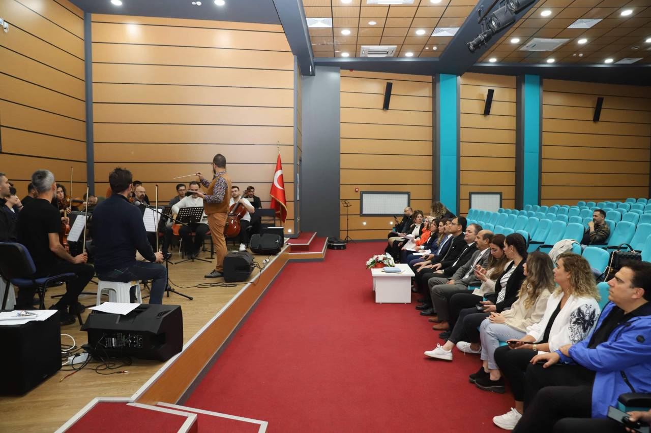sivas-maarif-orkestrasindan-yesilcama-nostaljik-selam-3.jpg