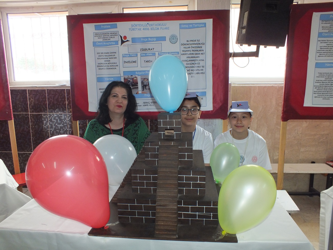 aa-20250513-37934421-37934416-sivasta-tubitak-4006-bilim-fuari-acildi.jpg