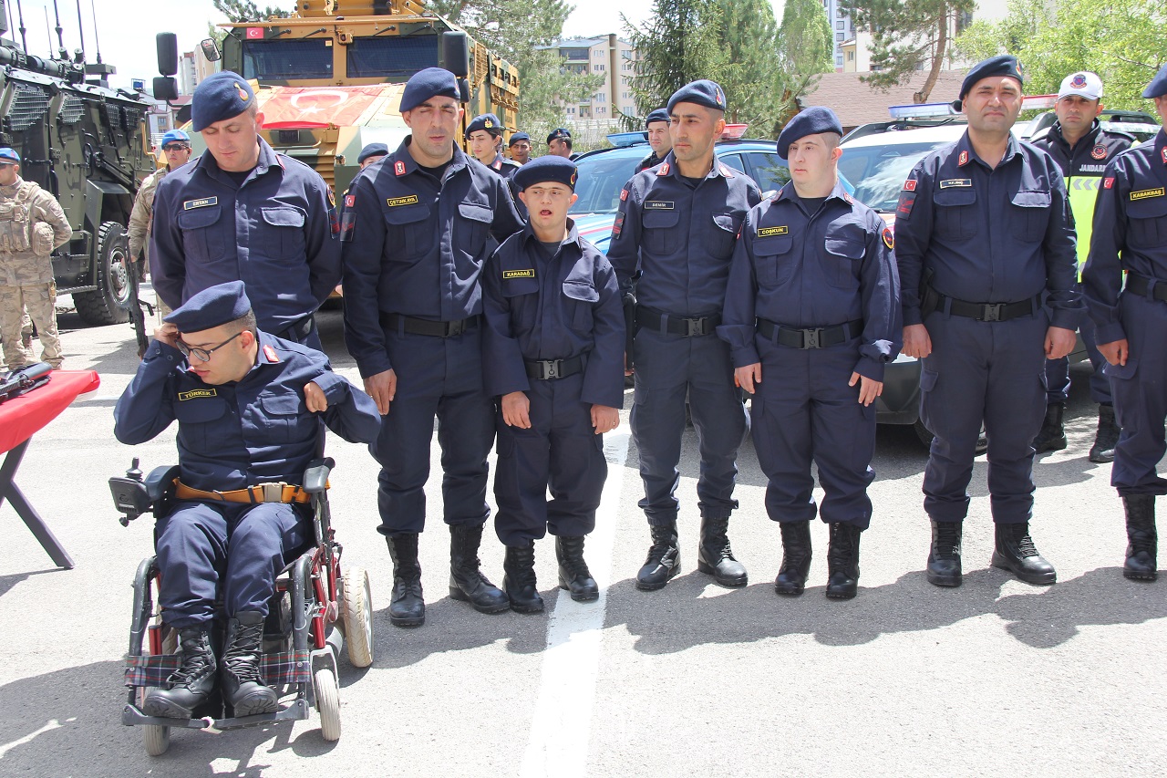 askerlik-hayali-sivasta-gercek-oldu-5.jpg