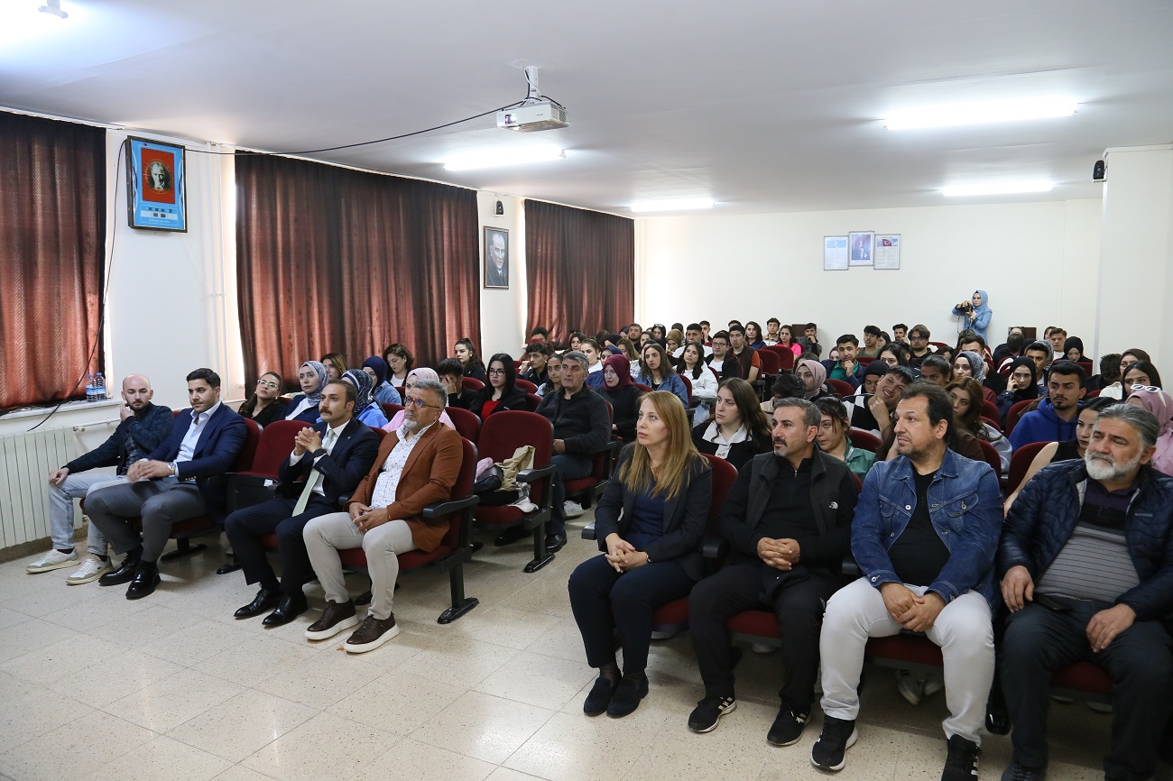 aa-20250515-37966145-37966139-gemerek-myoda-finans-konferansi-duzenlendi.jpg