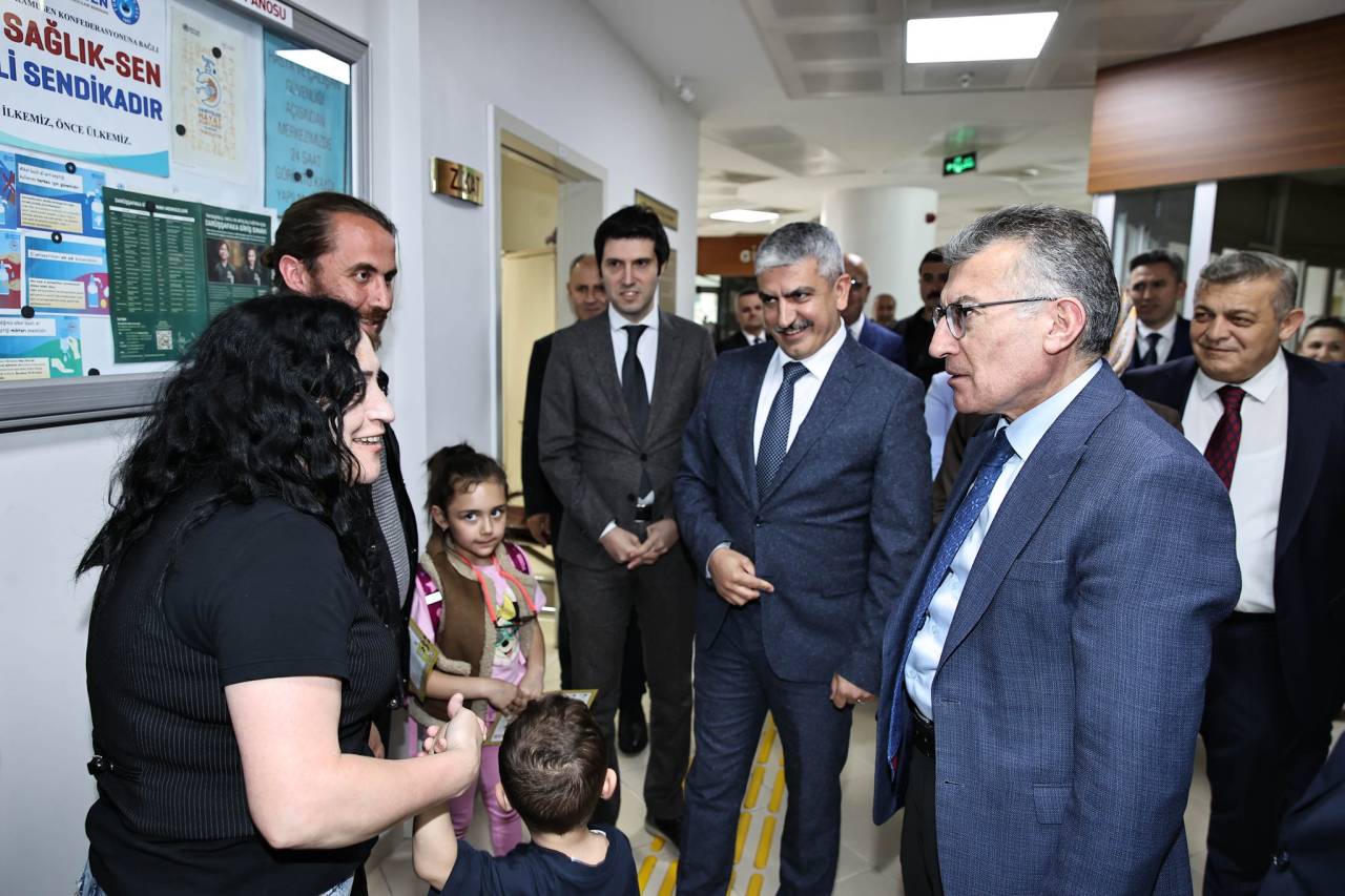 sivasta-bir-ilk-zirkonyum-laboratuvari-acildi-3.jpg