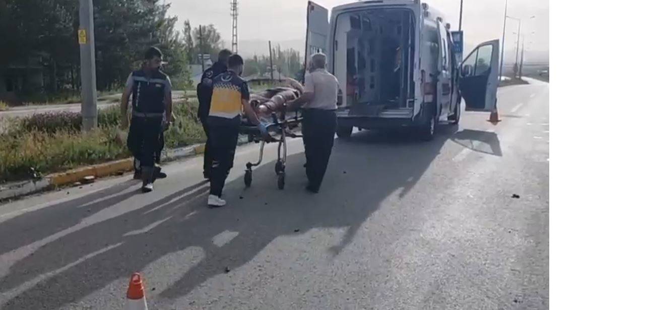 otobus-hurdaya-dondu-surucu-yaralandi-3.jpg