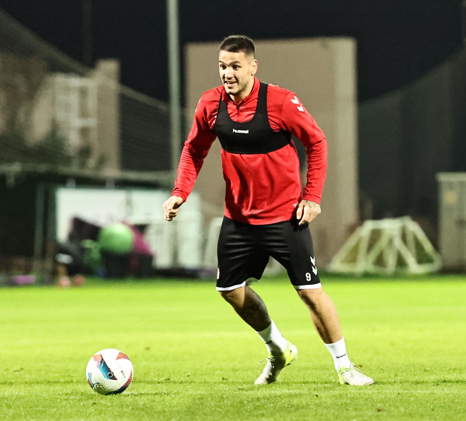 sivasspor-taraftarinin-sevgilisi-gidiyor-mu-kaliyor-mu-2.jpeg