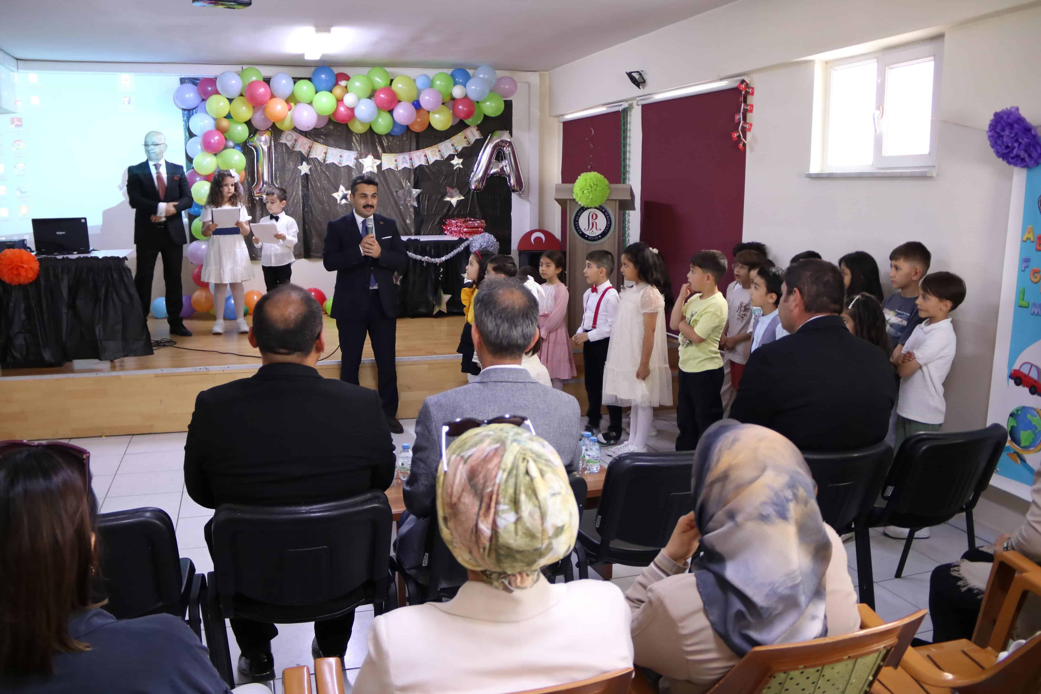 sivasta-renkli-okuma-bayrami-1.jpg