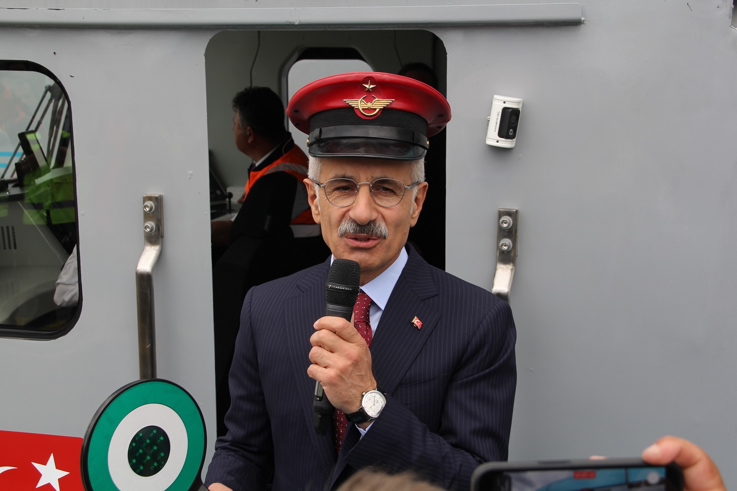 aw466494-02.jpg