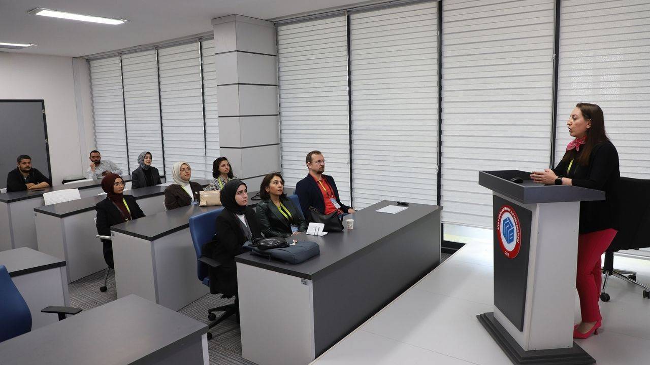 sbtu-bilime-isik-tuttu-2.jpg