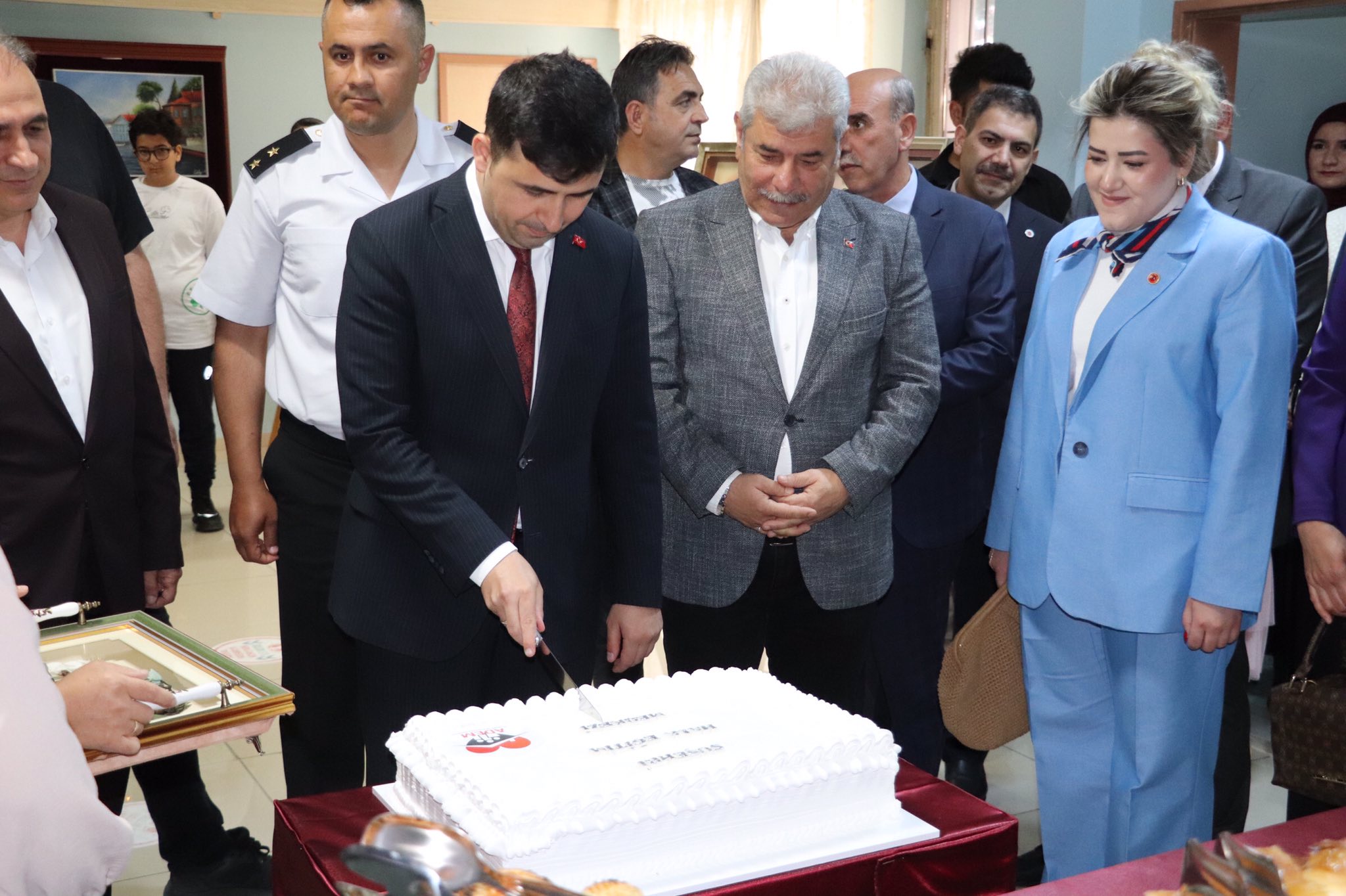 aa-20250602-38158960-38158958-susehri-halk-egitim-merkezinden-yil-sonu-sergisi.jpg
