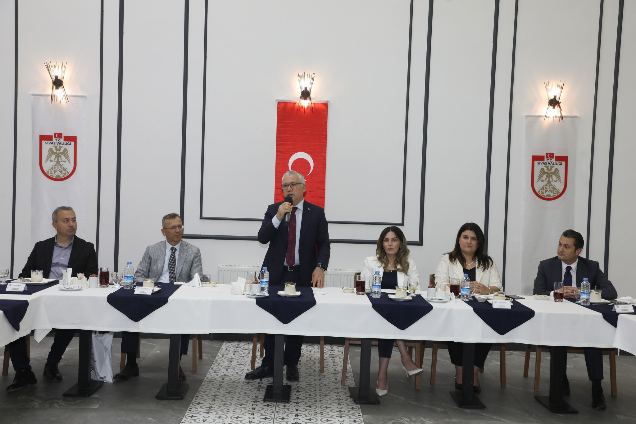 sivas-sakir-oner-ozturke-veda-etti-1.jpg