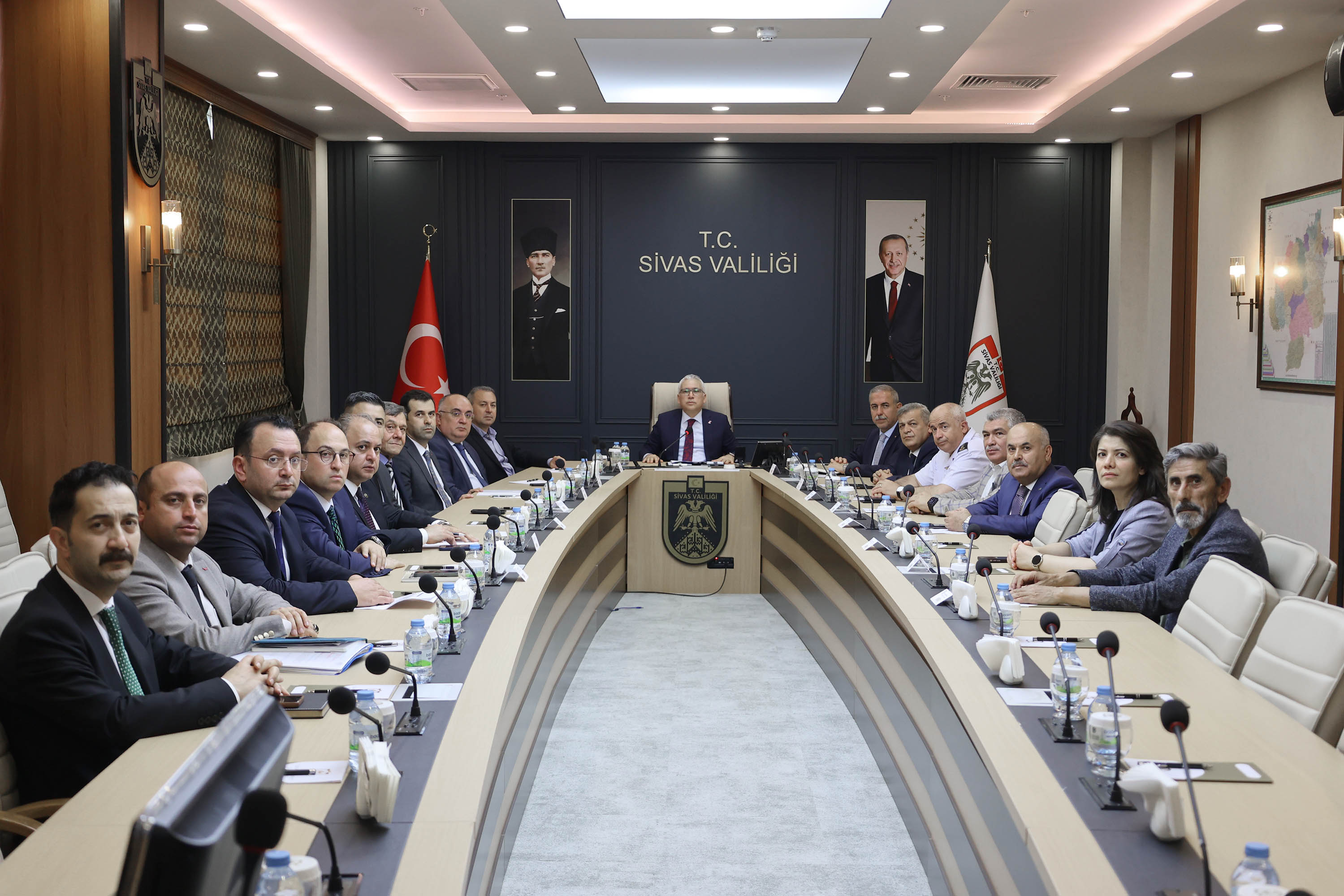 sivas-valiliginden-kene-aciklamasi-v-763647-225368.jpg
