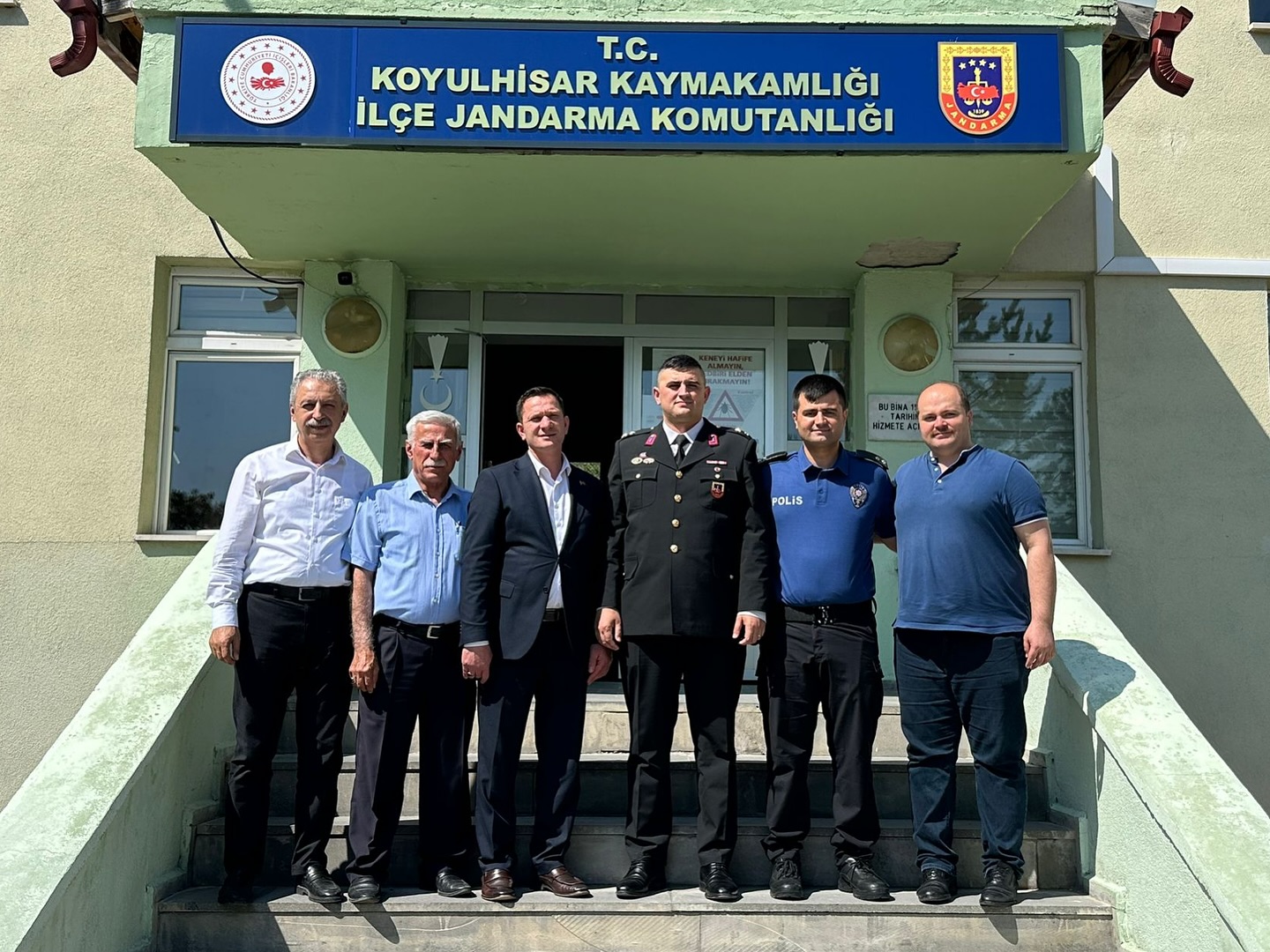 jandarma-teskilatina-anlamli-ziyaret-3.jpg