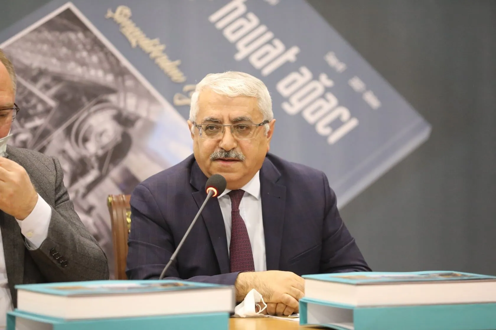 brahim-yasak-divrigiyi-sehir-ve-kultur-dergisine-tasidi.webp