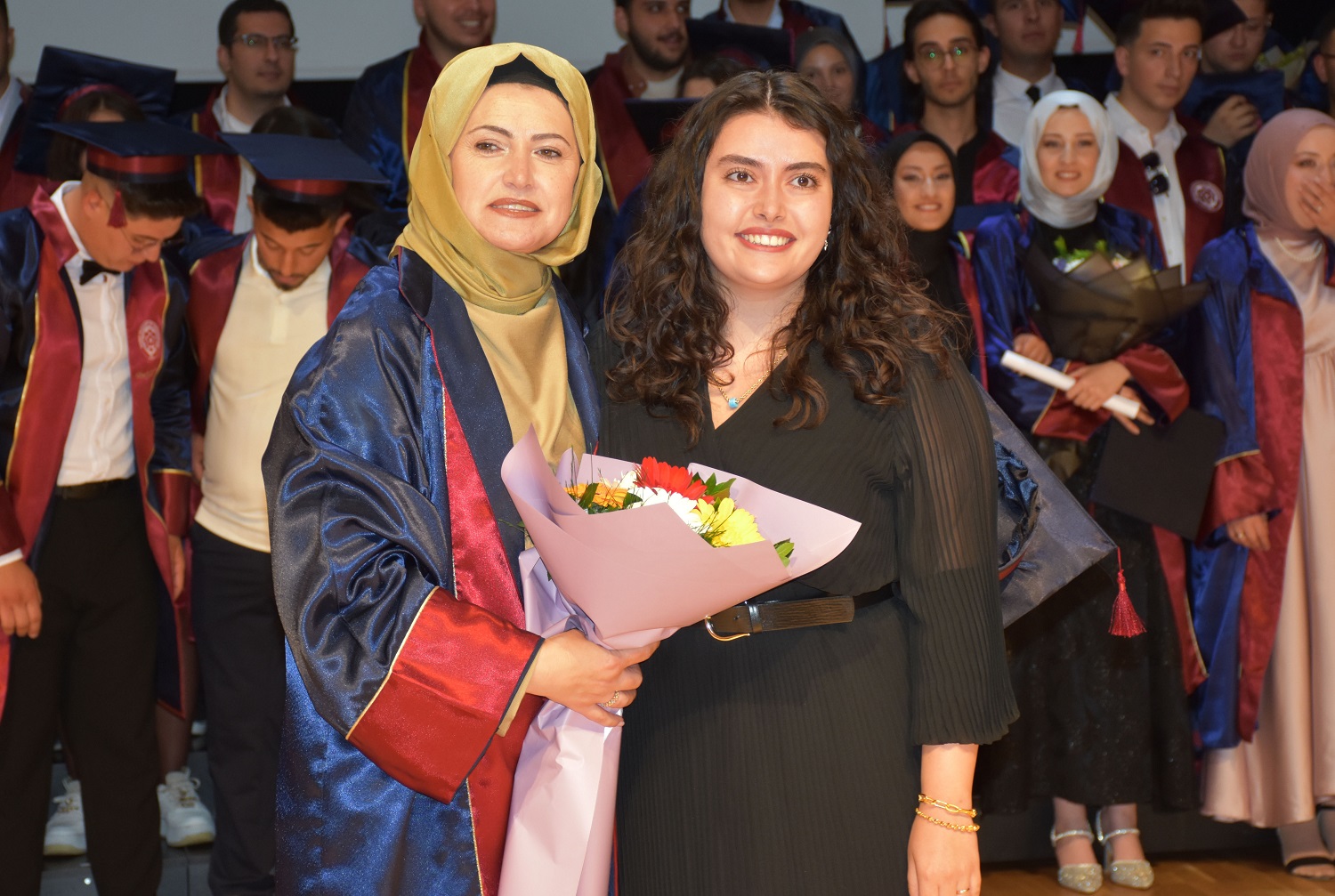 iki-kanseri-yendi-49-yasinda-universite-779420-230392.jpg