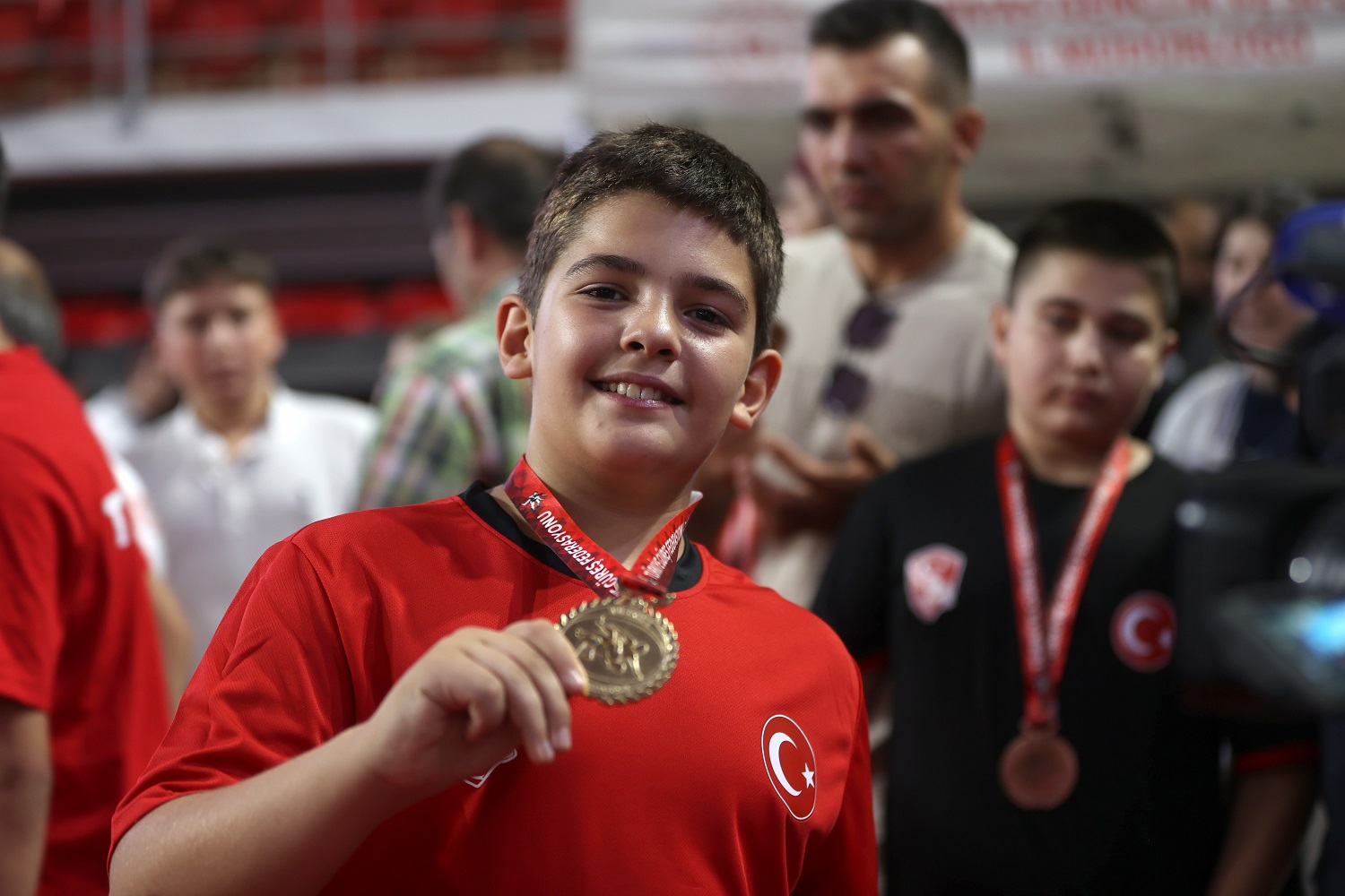 aa-20250625-38381410-38381405-altyapiya-verilen-onem-sampiyon-gurescileri-mutlu-etti.jpg