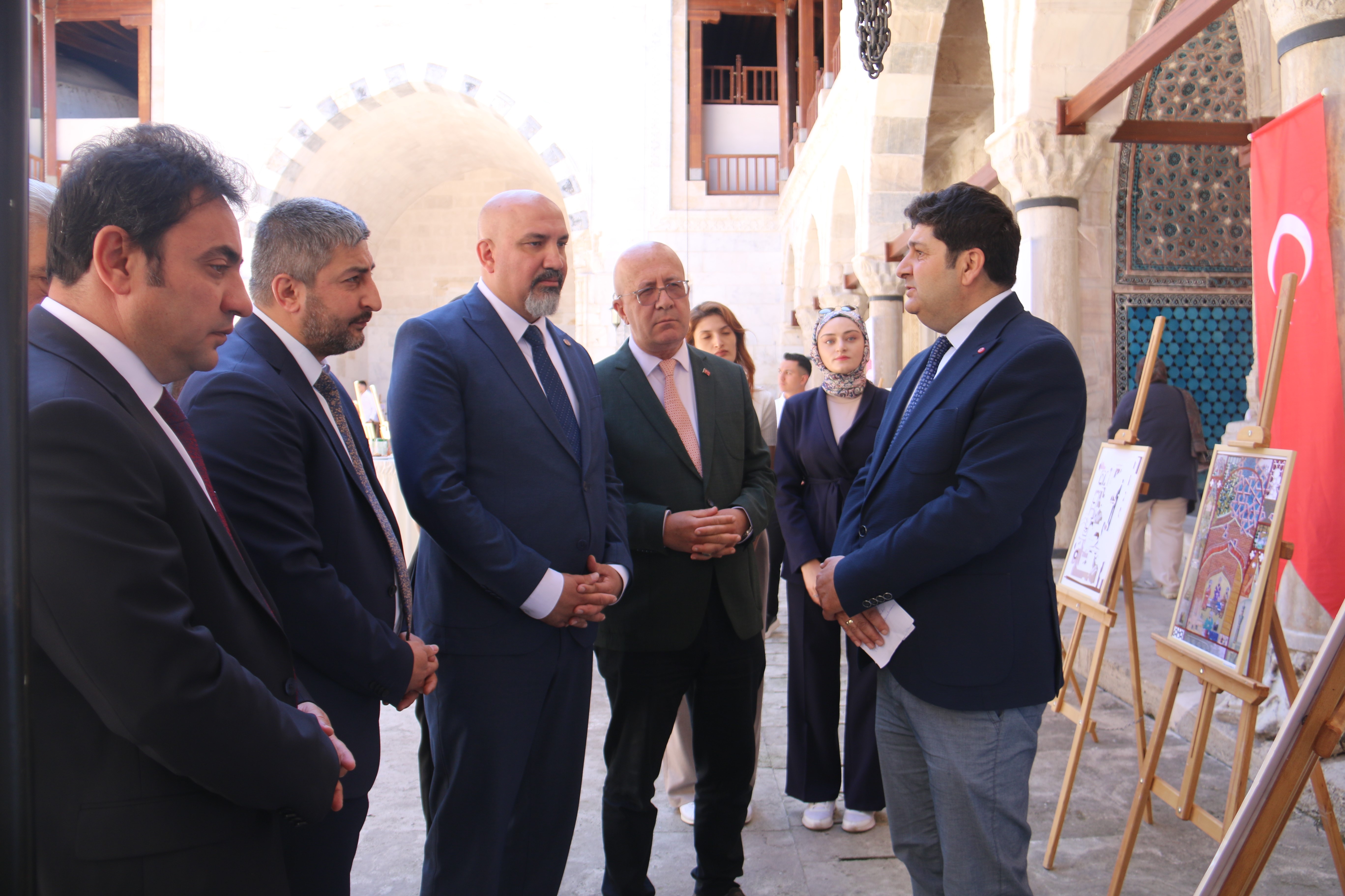 selcuklu-mirasi-gok-medresede-sergi-2.jpg