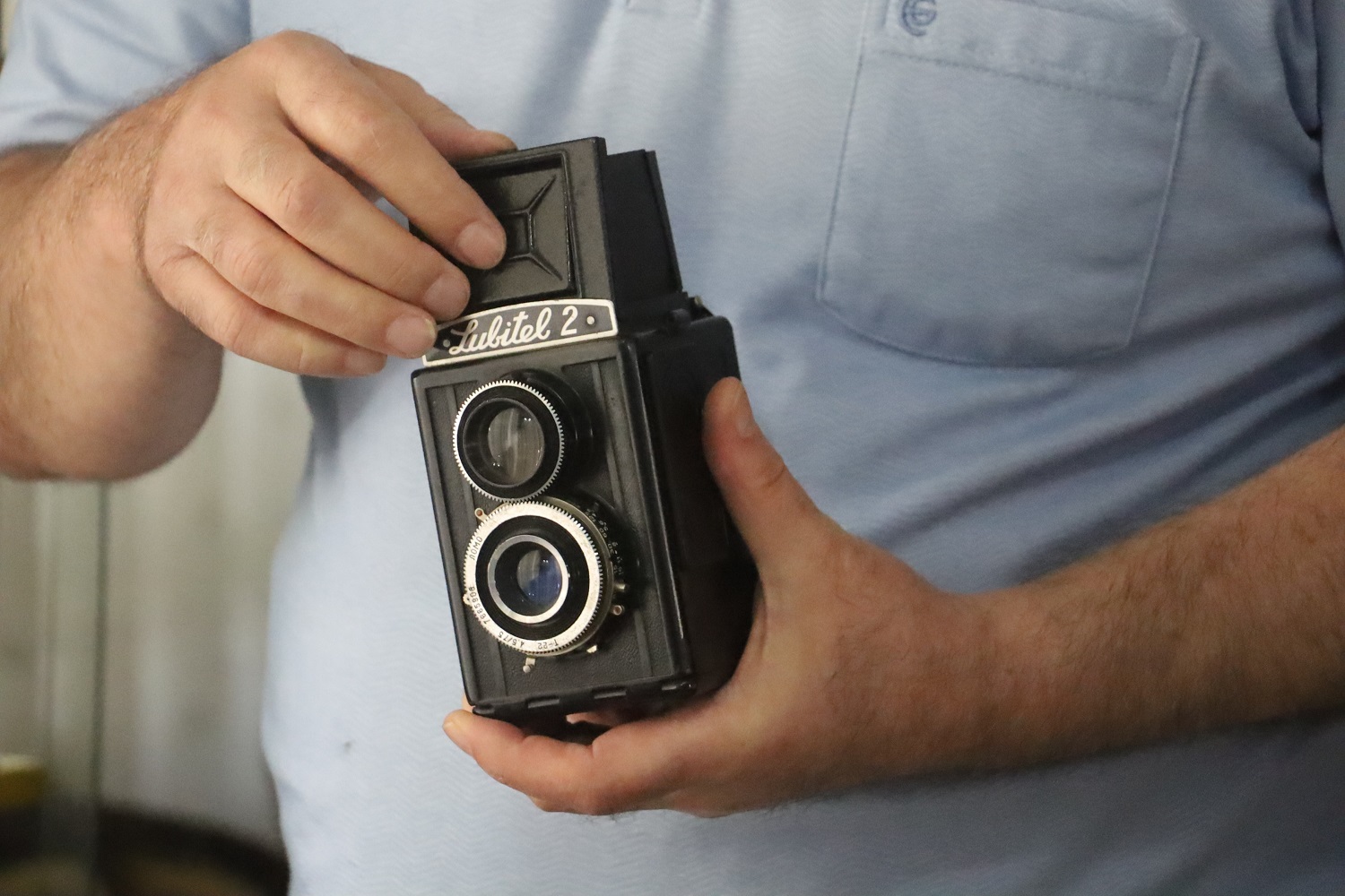 aw485950-04.jpg