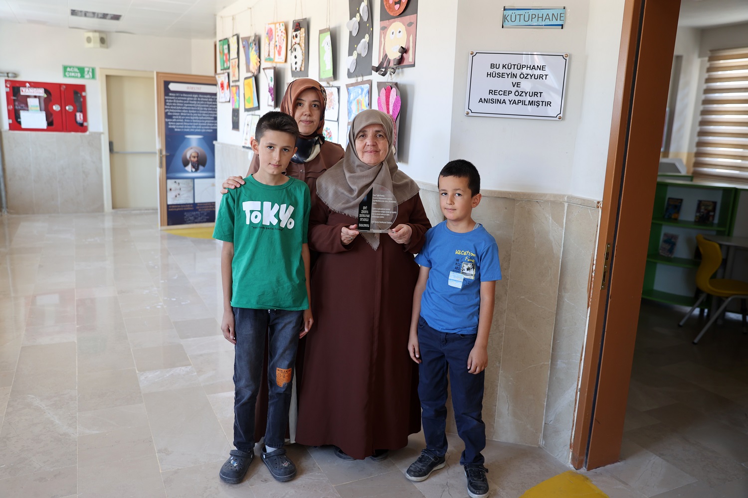 aa-20250829-38955209-38955208-kanserden-olen-agabeyinin-kutuphane-hayalini-memleketindeki-okulda-gerceklestirdi.jpg