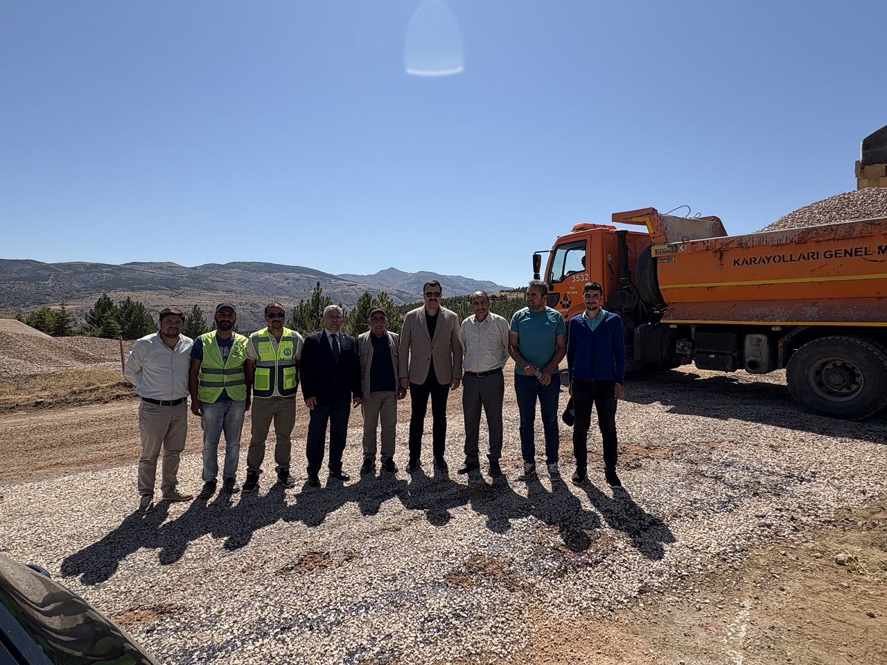 aa-20250830-38967981-38967980-susehrinde-karsiyaka-tabiat-parki-yolunda-asfaltlama-calismasi-yapildi.jpg