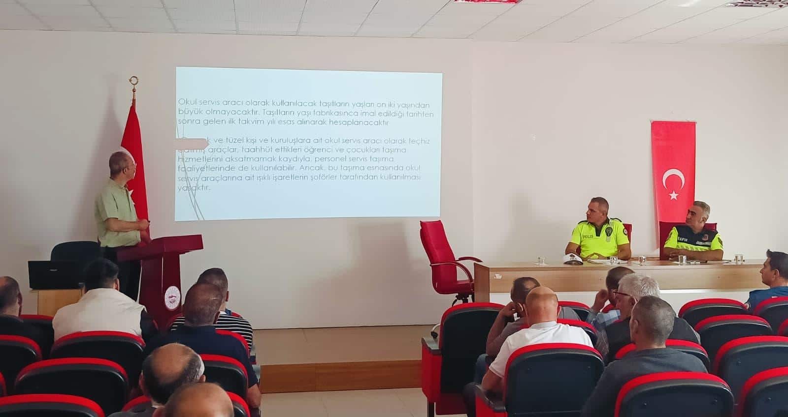 aa-20250910-39075281-39075280-ulasta-ogrenci-servisi-suruculeri-bilgilendirildi.jpg