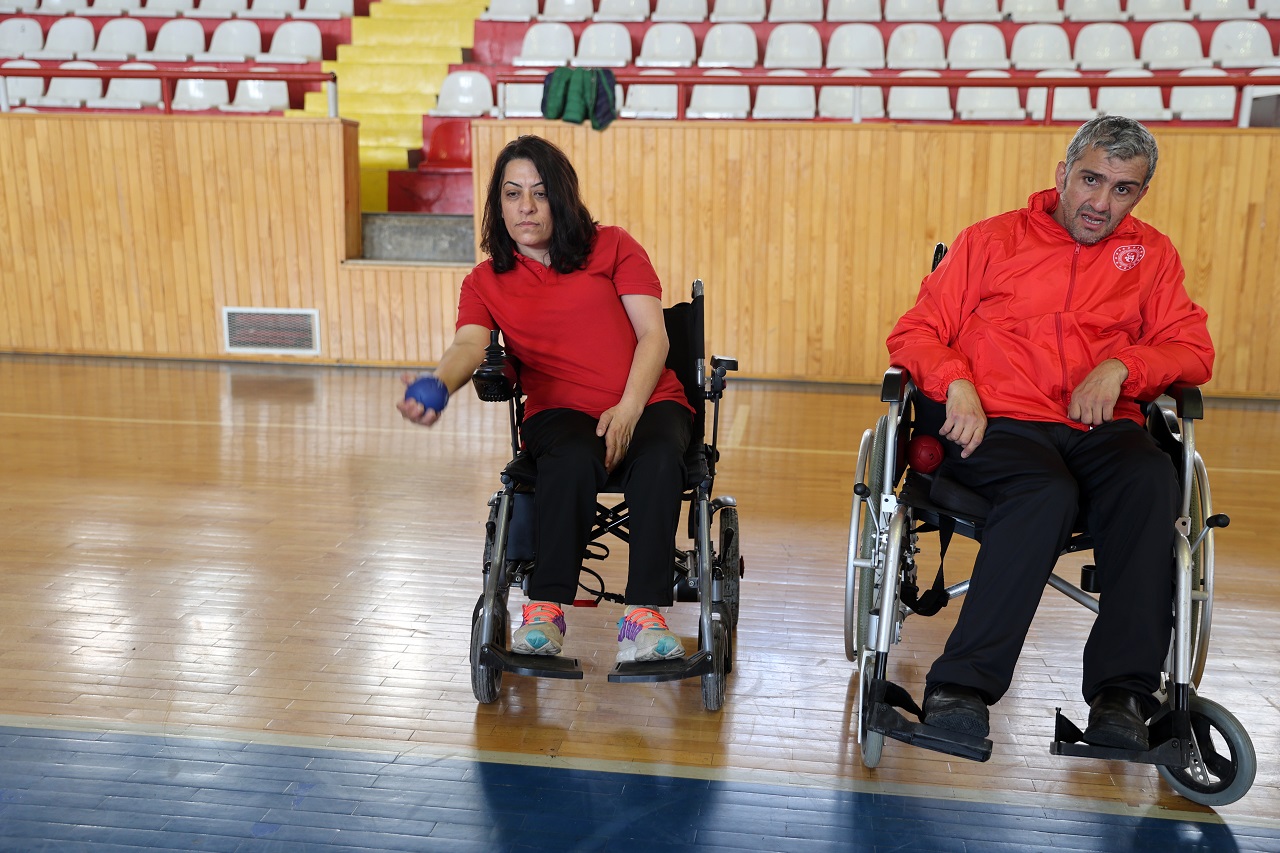 aa-20251203-39876675-39876667-boccia-ile-dort-duvar-arasindan-kurtulan-engellilerin-hedefi-yeni-sampiyonluklar.jpg