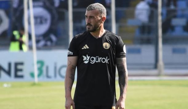 mustafa-cecenoglu-kimdir-futbolcu-mustafa-cecenoglu-neden-tutuklandi-iste-sike-operasyonunun-detaylari1.jpg