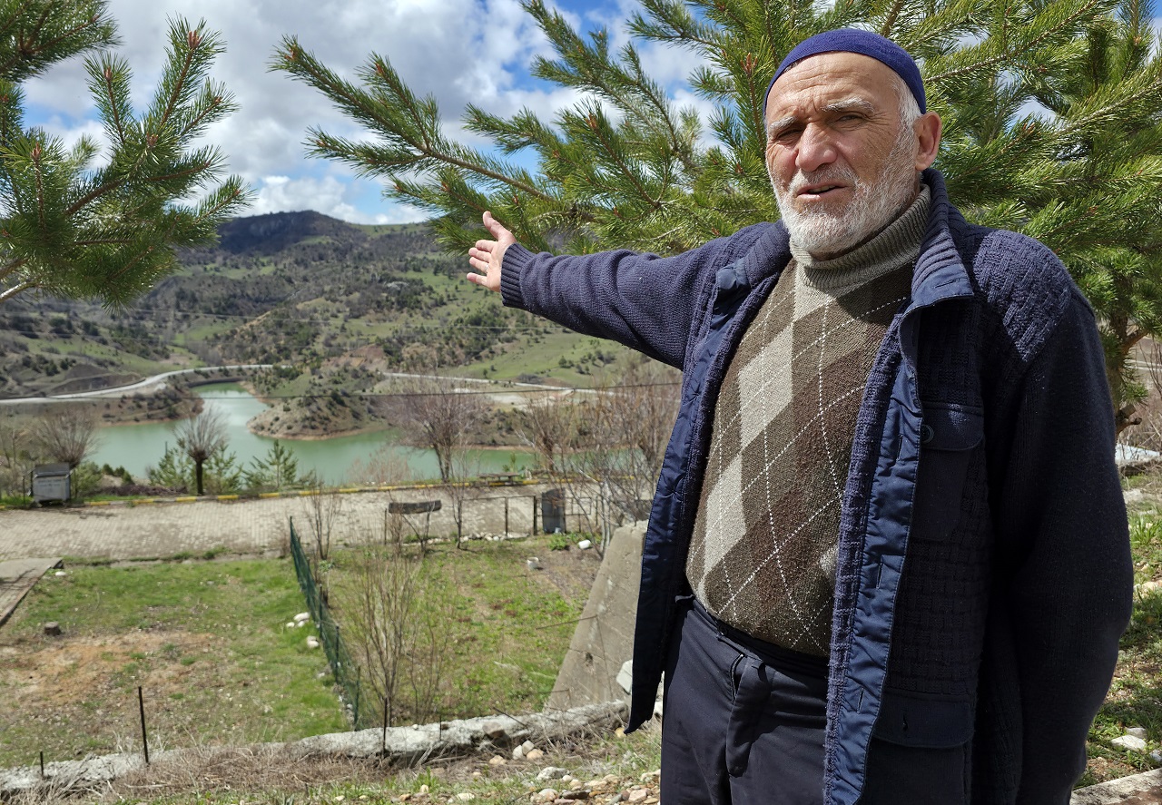 aa-20260509-41329329-41329324-sivasta-kurakligin-etkisiyle-gun-yuzune-cikan-koy-yagislarla-yeniden-baraj-sulari-altinda-kaldi.jpg