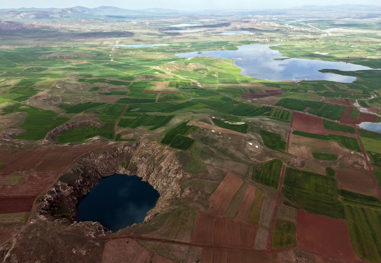 aa-20260515-41389464-41389453-sivastaki-kizilcan-golunde-son-yillarin-en-yuksek-su-seviyesine-ulasildi-1.jpg