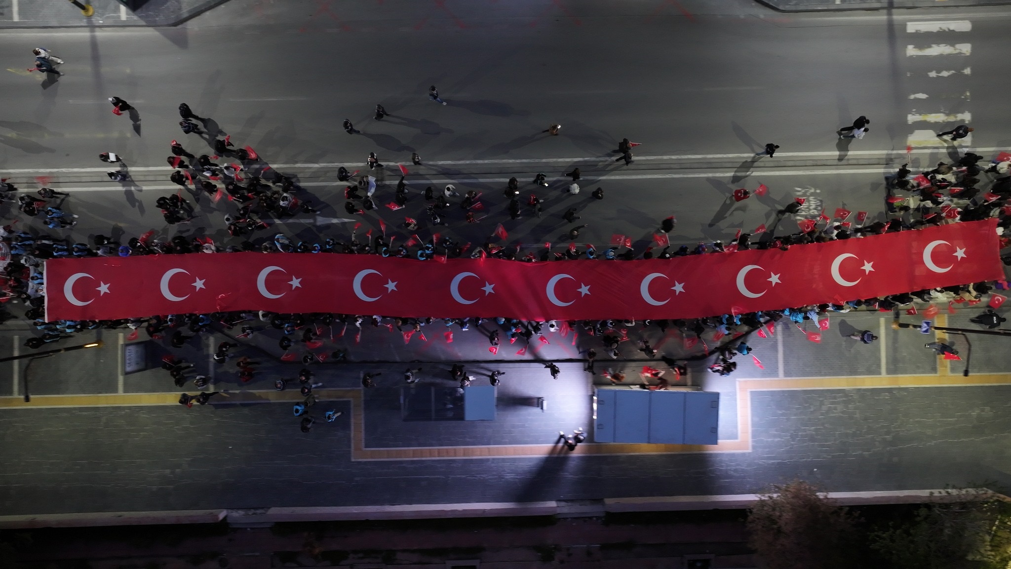 2-002.jpg