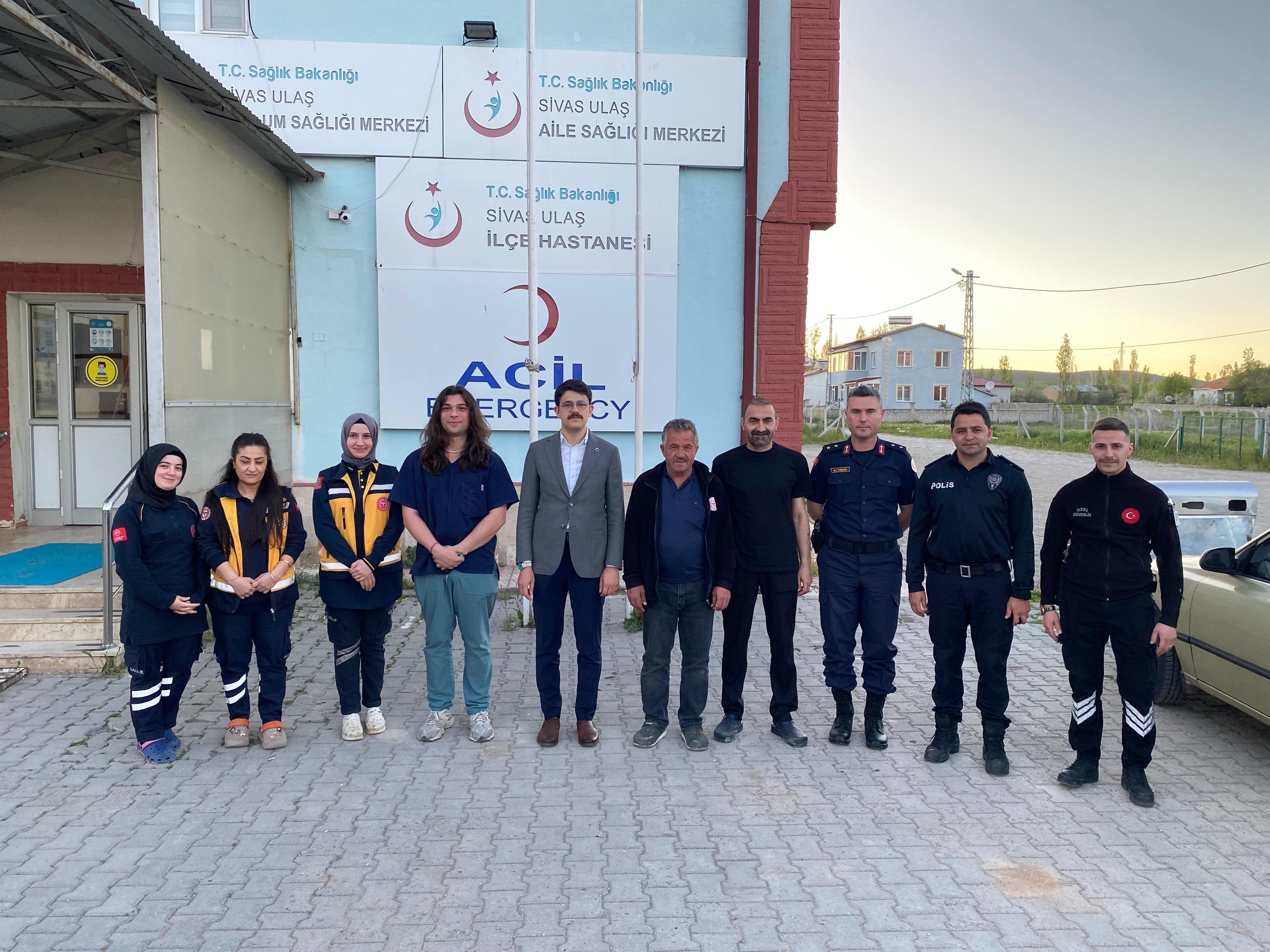 aa-20260529-41523185-41523183-ulas-kaymakami-eskimez-gorev-basindaki-personelle-bayramlasti.jpg
