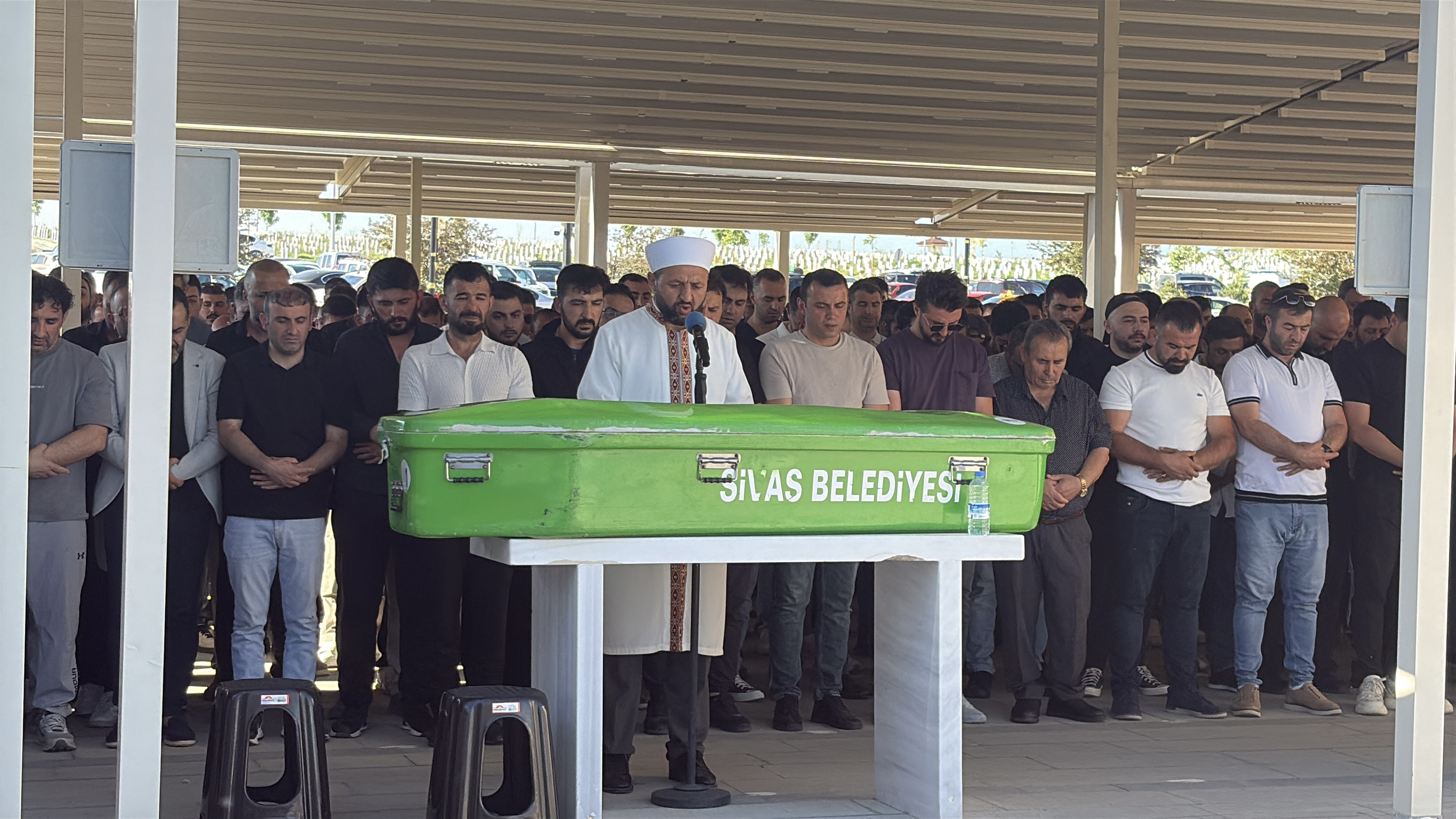 babasinin-olum-yil-donumunde-hayatini-ka-1369771-406669-001.jpg