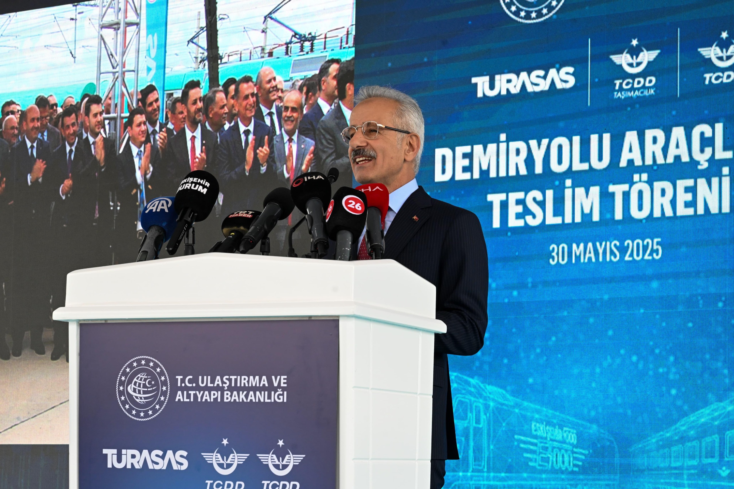 bakan-uraloglu-tir-dorsesi-tasima-vago-1385486-411458.jpg