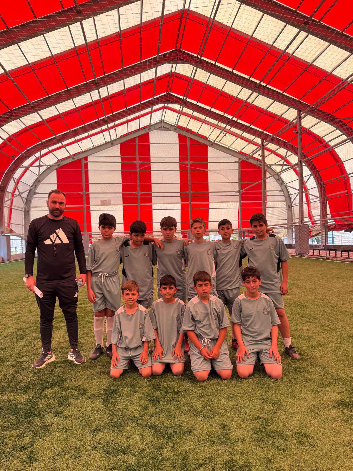 sivas-gucu-belediyespor-futbol-2.jpg