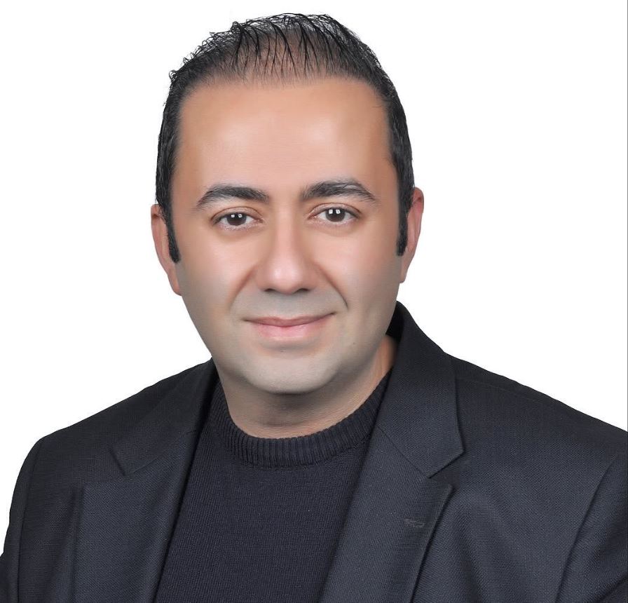 tolgahan-erdogan-kimdir-nerelidir-ve-ne-is-yapar-iste-chpdeki-siyasi-kariyeri1.jpg