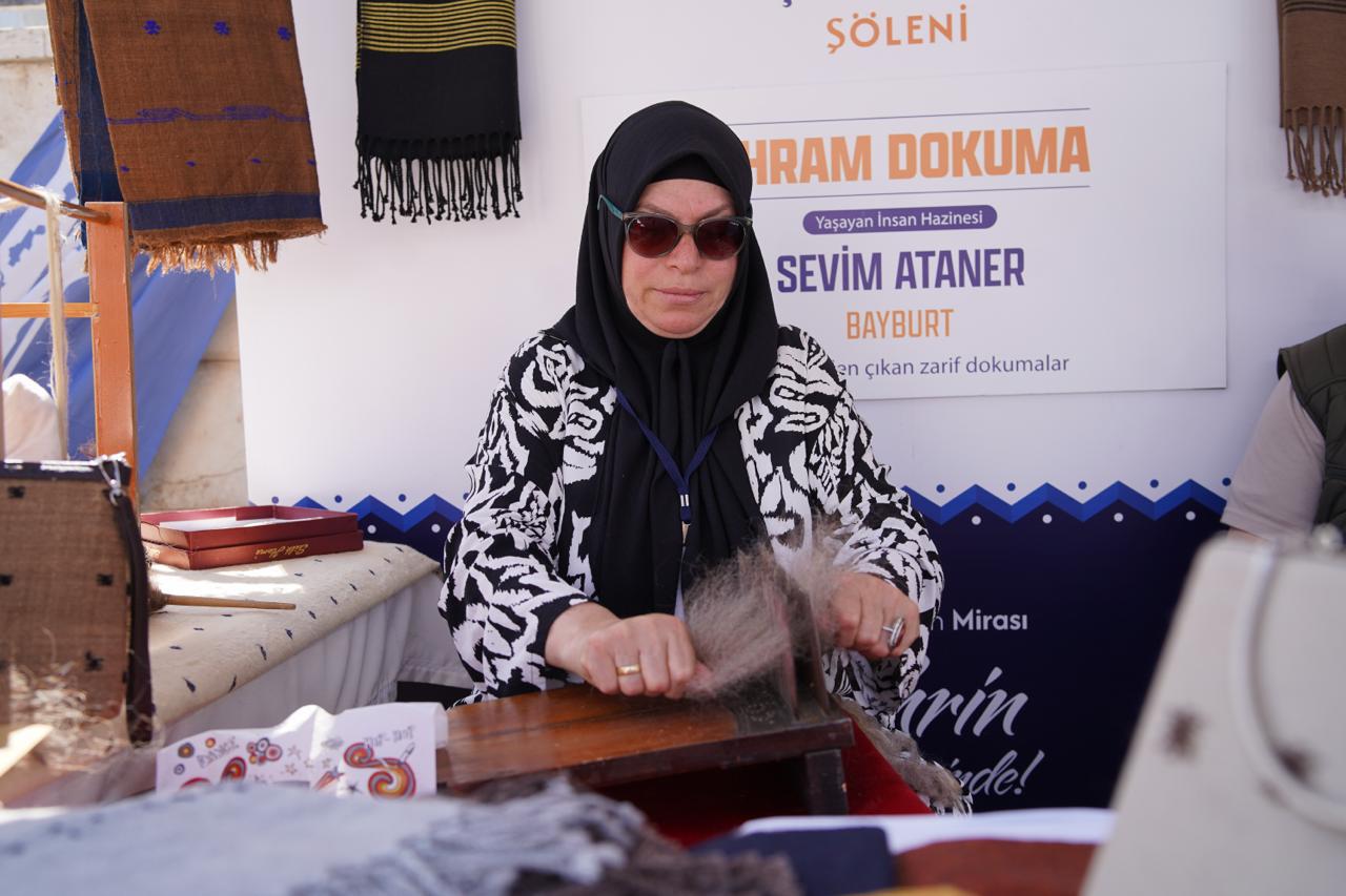 sivas-yasayan-miras-soleni-yogun-ilgiyle-devam-ediyor-10.jpeg