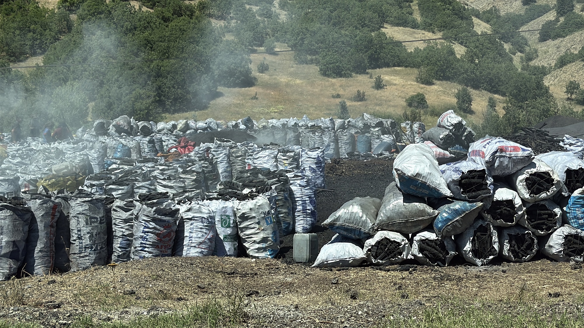 9-buzagisinin-mangal-komuru-uretim-tesis-1410581-419131.jpg
